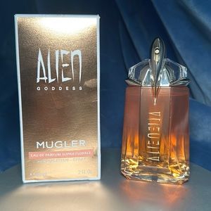 Alien Goddess Mugler Eau de parfum Supra florale.